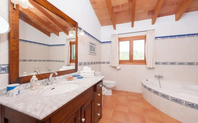 Es Garroveral 3 in Bunyola