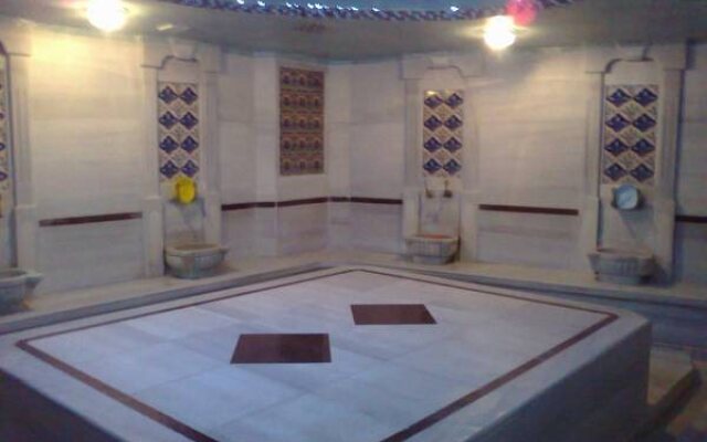 Ozgur Hotel