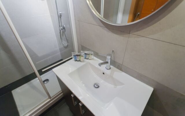 Apartamentos KM1 Gran Via