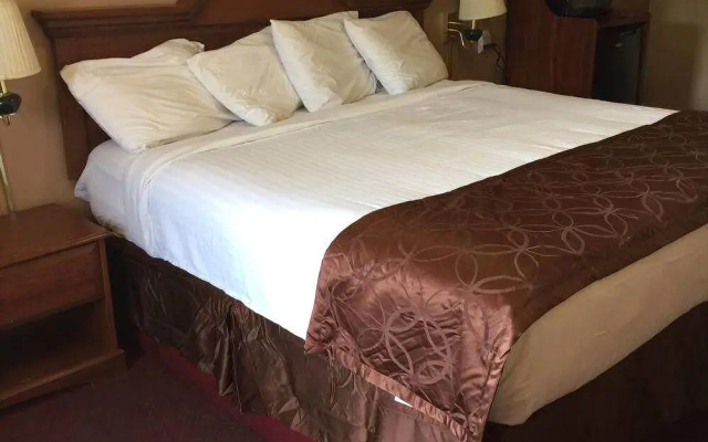 Shamrock Motel