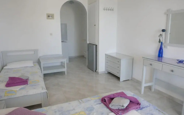 Stavros Studios