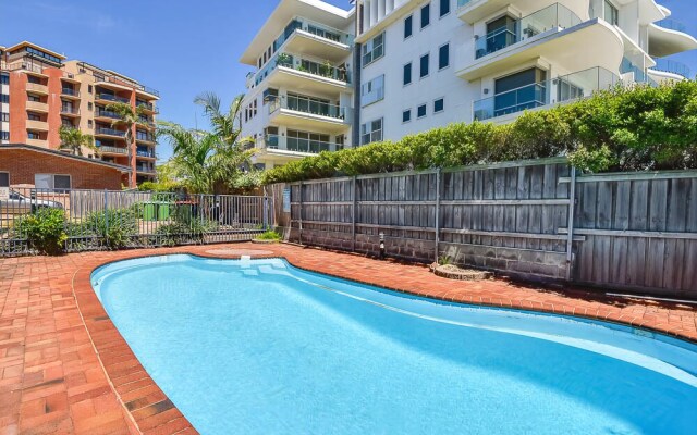 Renovated Apartment with pool