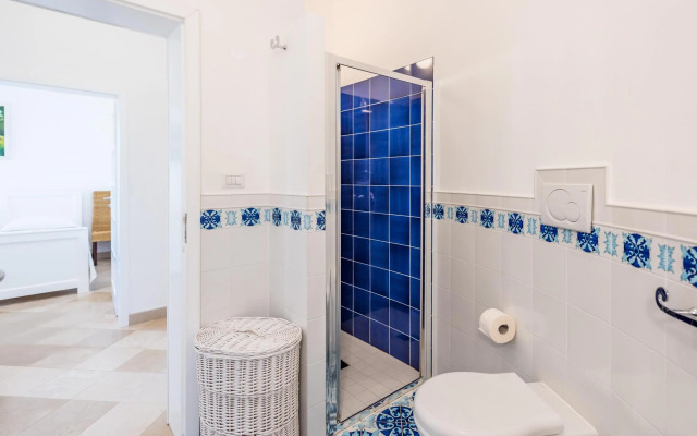 Beautiful Seaside Villa with Pool