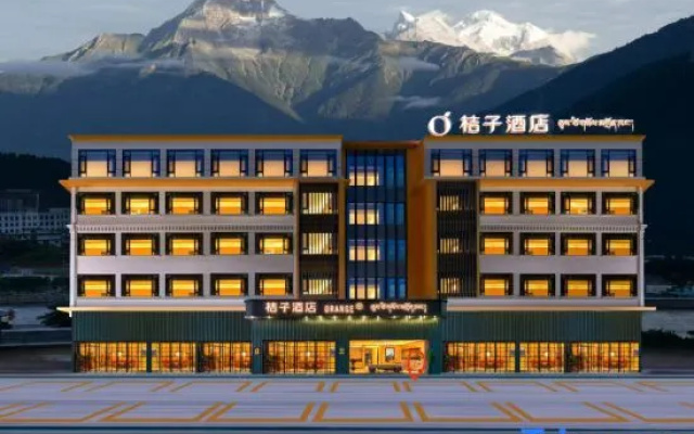 Orange Hotel (Nyingchi Bomi County 318 National Road) — 3-star hotel in Nyingchi
