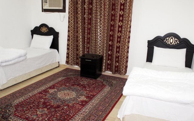 Al Eairy Furnished Apartments Tabuk 2
