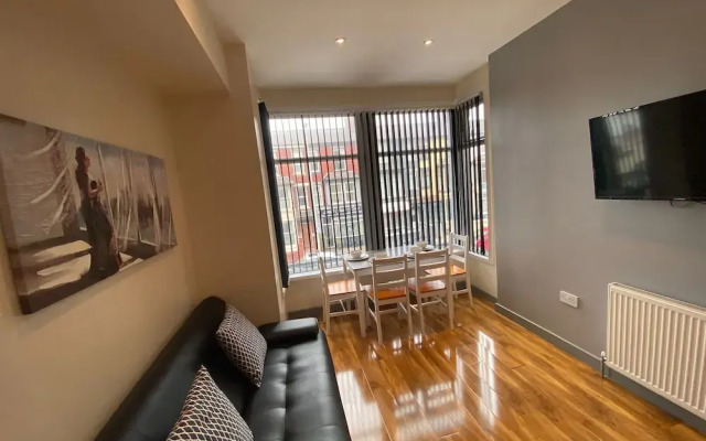 Blackpool Abode - Seaside Suites