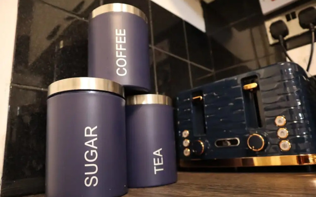 Stylish Urban Escape Near Nec, Airport, Hs2