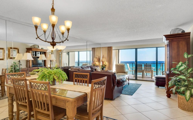 Huntington By The Sea 303