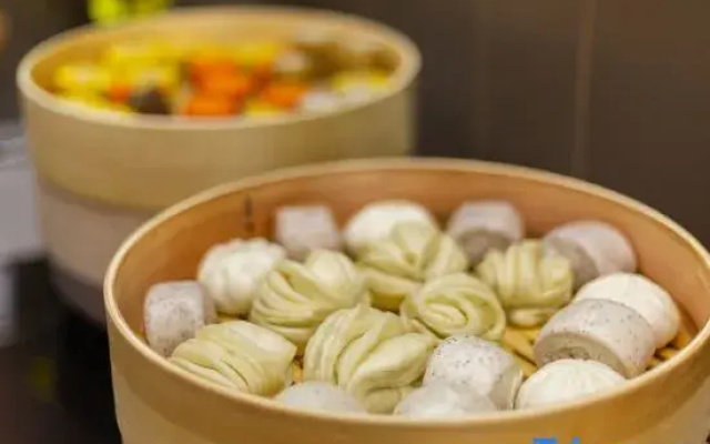 HanTing Hotel (Jinan Daming Lake Beimen)