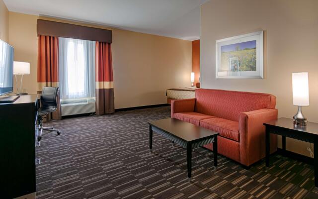 Wyndham Garden Lancaster CA