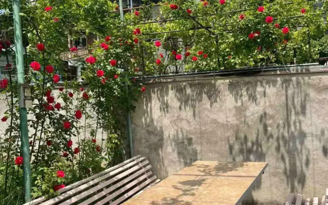 Guesthouse on Gorgasali Street 11