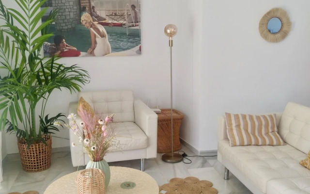 Holiday Home Near La Duquesa Golf & Beach