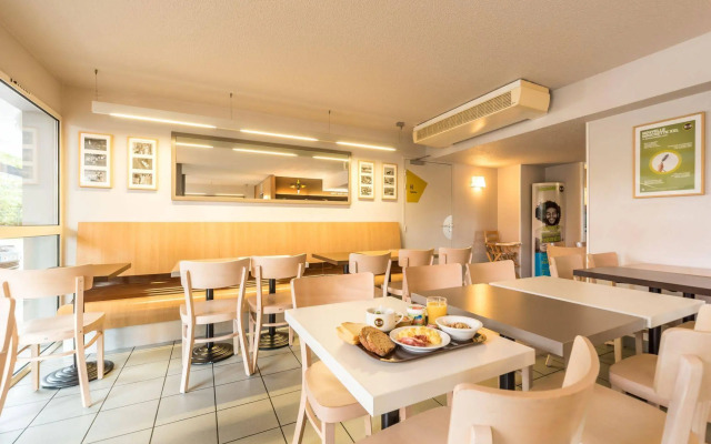 B&B HOTEL Alençon Nord