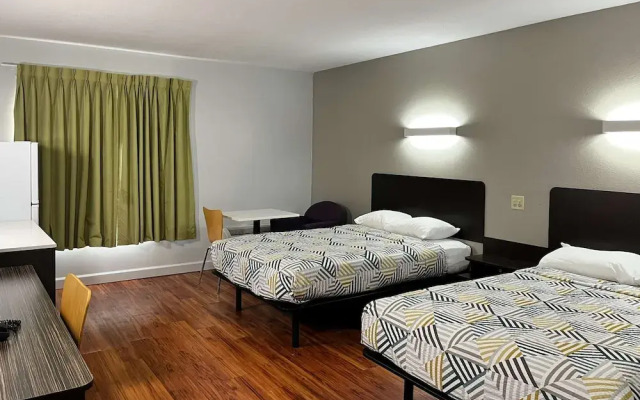 Studio 6 Suites Springfield, OH