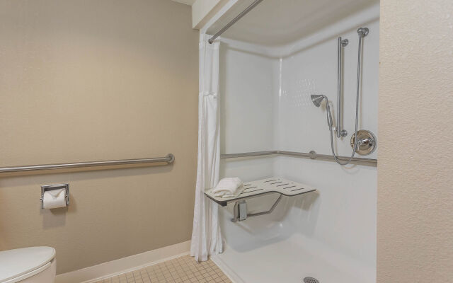 Comfort Inn Sw Omaha I-80