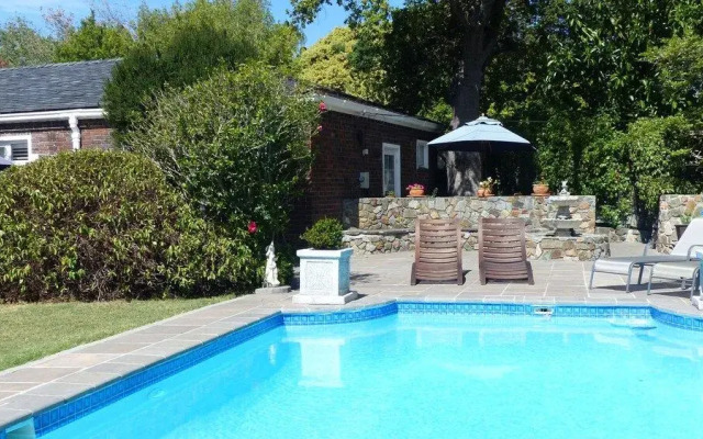 Alphen Lodge Constantia