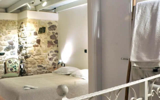 Limni Stone Apartments