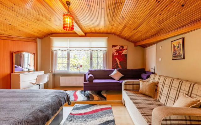 Amazing House With Sea View in Bakirkoy