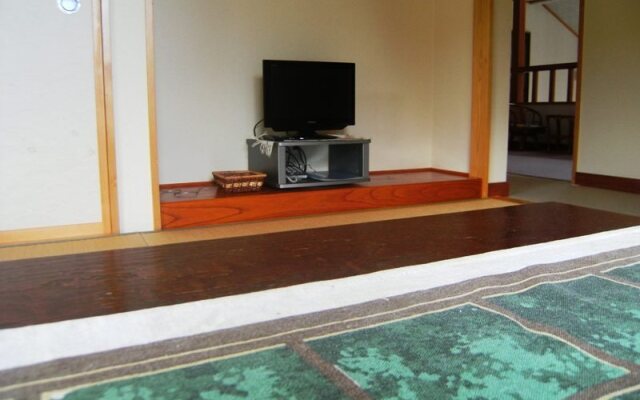 Shirakaba Sunshine Lodge