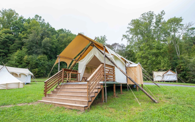 Under Canvas Great Smoky Mountains