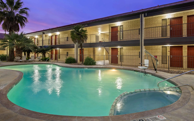 Best Western near Lackland AFB/SeaWorld