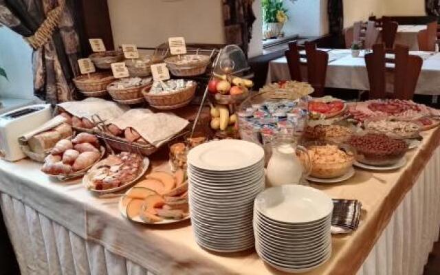 Carman Guest House