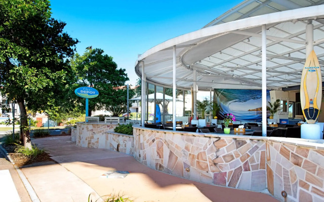 ULTIQA Shearwater Resort