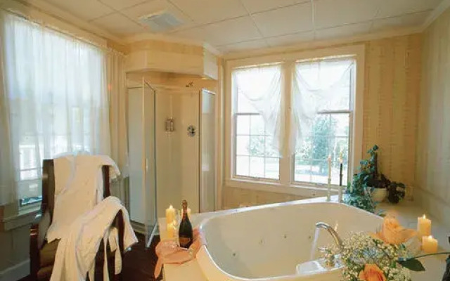 Stafford's Bay View Inn