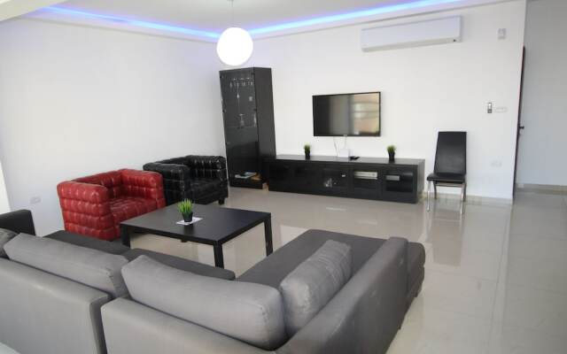 The Seasons King David apartment