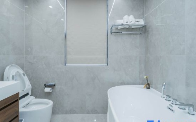 See you at first sight. Qu camping camp vacation beauty hotel – Bathroom – Huzhou