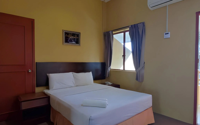 Mersing Merlin Inn – Guest Rooms – Mersing
