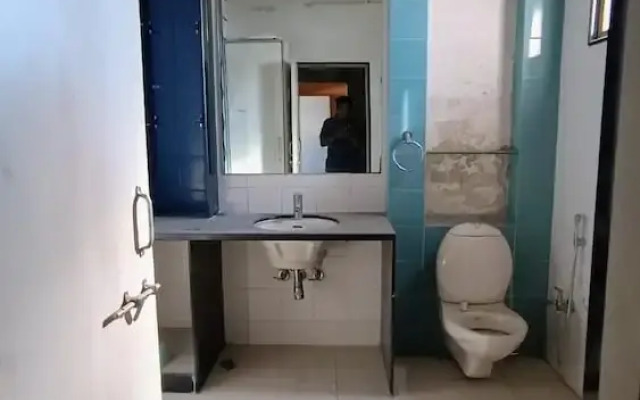JK Rooms 149 Thakur Galaxy