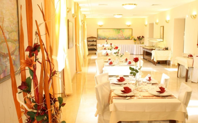 Hotel Sandor Pavillon