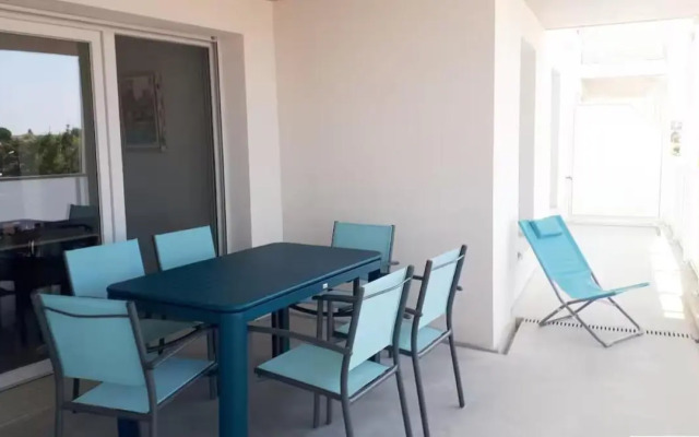 T2 avec balcon tout équipé 300m marché central