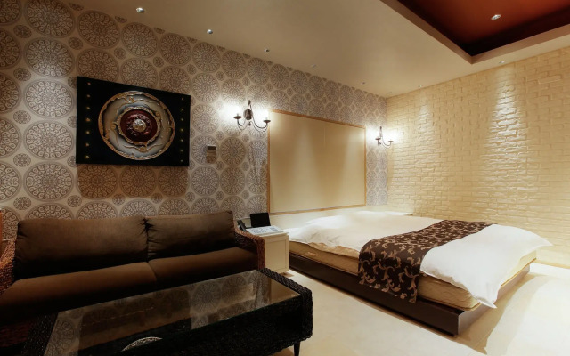 Hotel Atlantis (Adult Only)