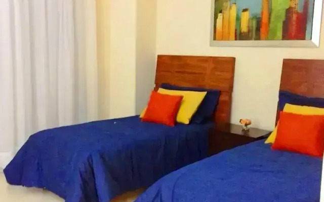 Condo Marina 303