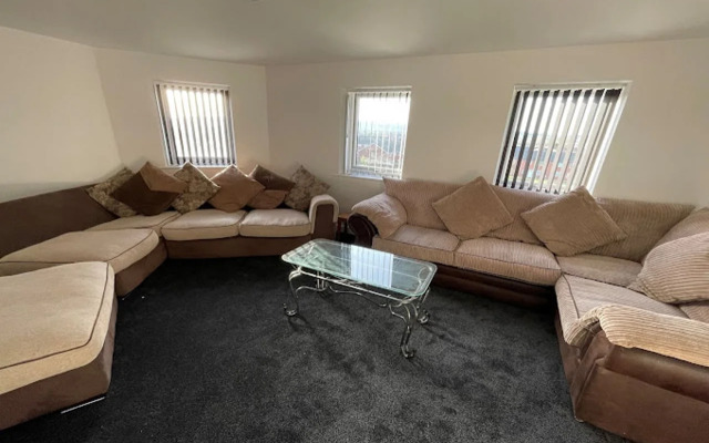 OYO Victoria Apartments