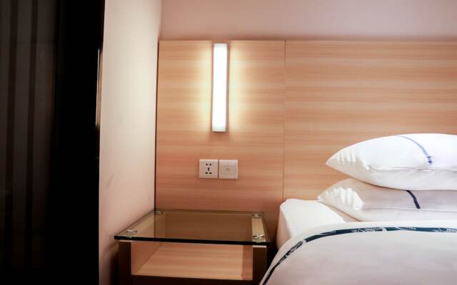 Elan Select Hotel (Guangzhou Baiyun Airport)