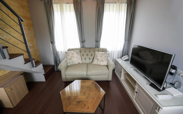 4 Sisters Villa