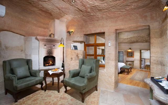Terra Cave Hotel