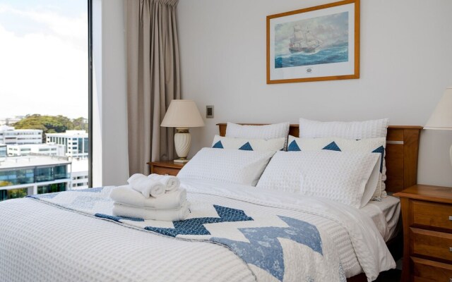 Epsom Central Brand New Apartment