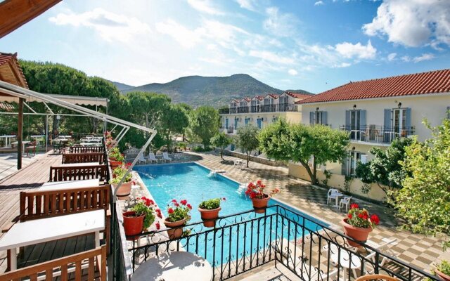 Theofilos Classic Hotel