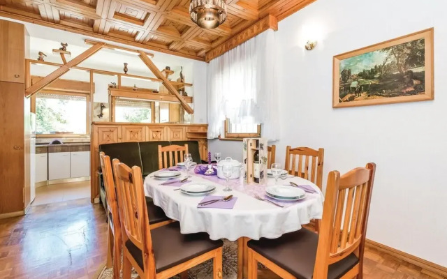 Awesome Home in Bregi With Wifi and 2 Bedrooms