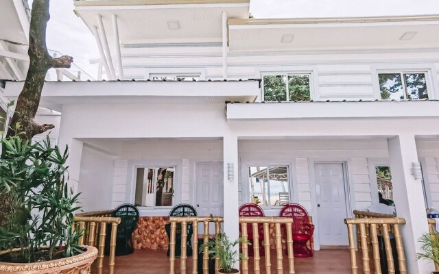 Villa Excellance Beach & Wavepool Resort