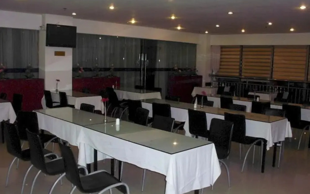 Hanting Express Nantong Zhongcheng