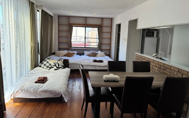 Dream Terrace One Casa Dali – Guest Rooms – Tokyo