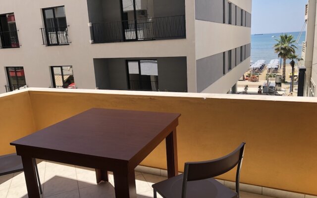 Seaview Apartment