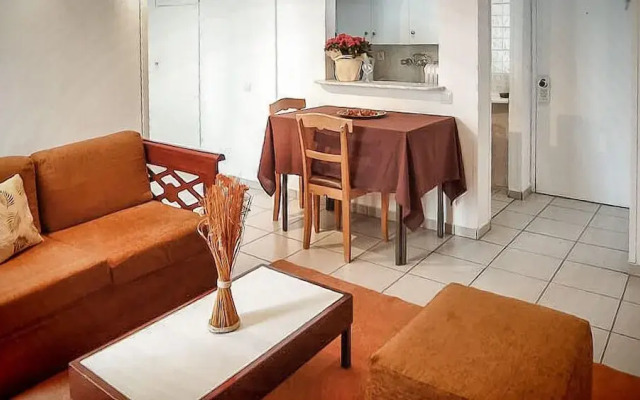 Zina Hotel Apartments