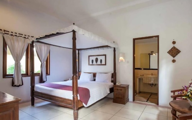 PB - Villa 3 - 3BR · 3-BR Private Pool Villa Walk to Seminyak Beach – Guest Rooms – Denpasar