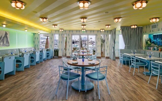Marina del Rey Hotel